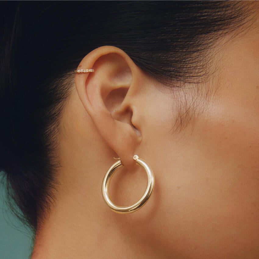 1/8 CTW Diamond Hoop Earrings in 14K Yellow Gold