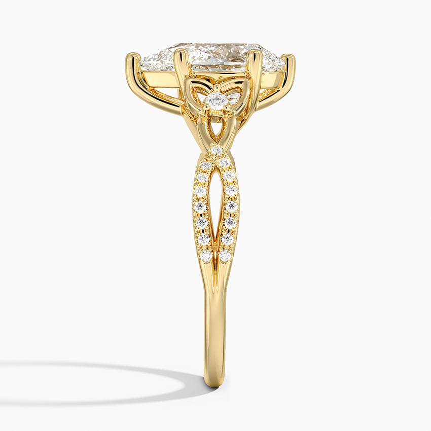 2Ct Pear Lab Grown Diamond Love Knot Diamond Ring