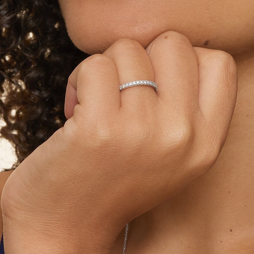 Classic 0.29CTW Round Cut White Gold Wedding Band For Women