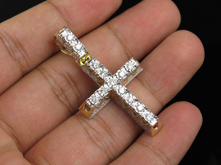 10K Lab Grown Diamond 3D Illusion Solitaire Cross Pendant