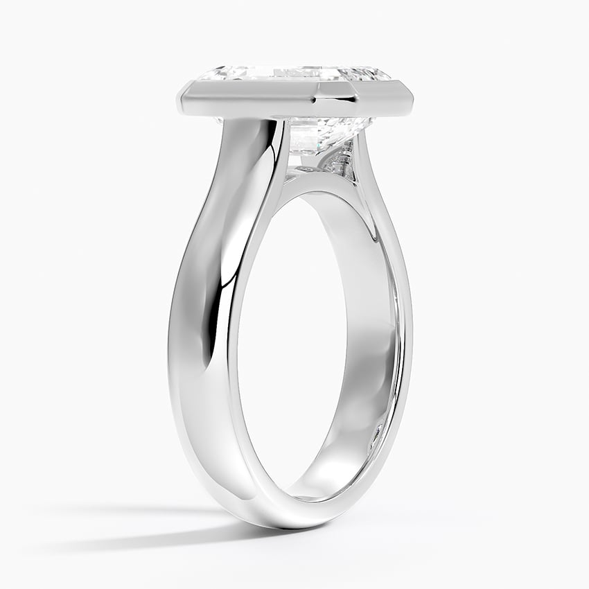 4mm Bezel 3CT Emerald Solitaire Engagement Ring