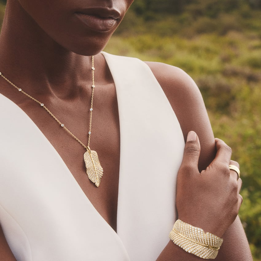 Lab Grown Diamond Jane Goodall Luxe Pavé Leaf Pendant