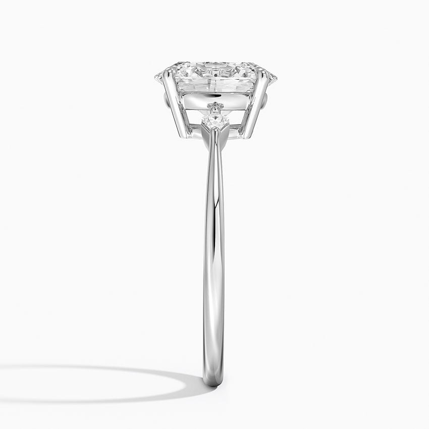 2 CT Lab Grown Diamond 18KT Gold Engagement Ring
