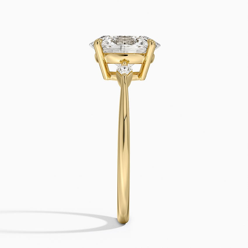 2 CT Lab Grown Diamond 18KT Gold Engagement Ring