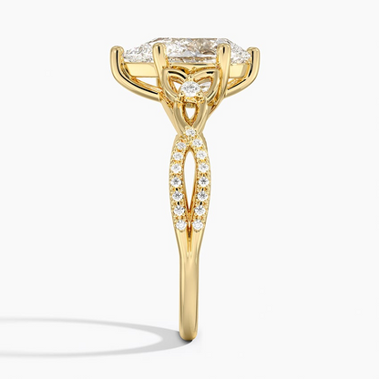 2Ct Pear Lab Grown Diamond Love Knot Diamond Ring