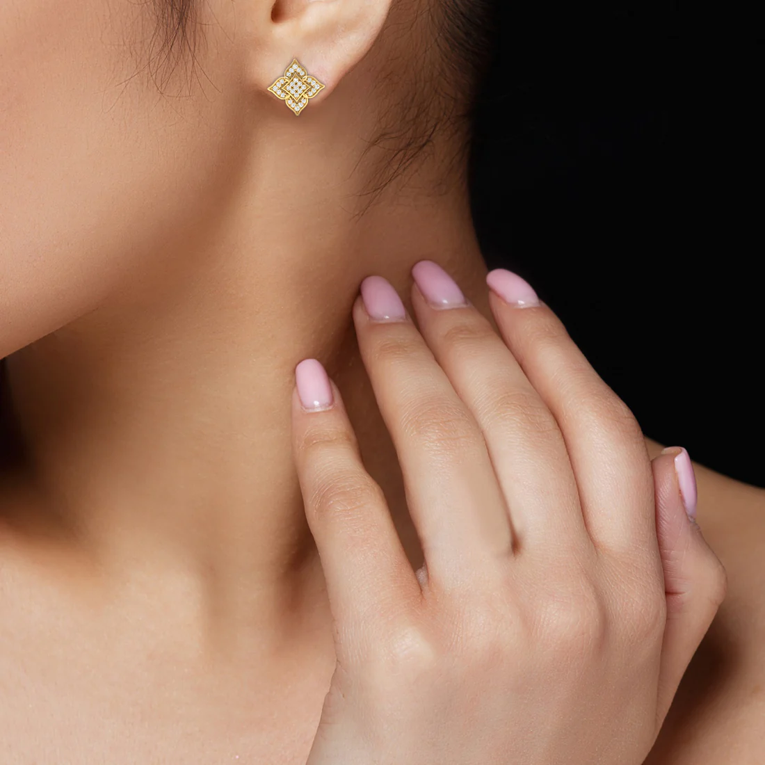 0.18 CTW Lab Grown Diamond Flower Shape Stud Earring