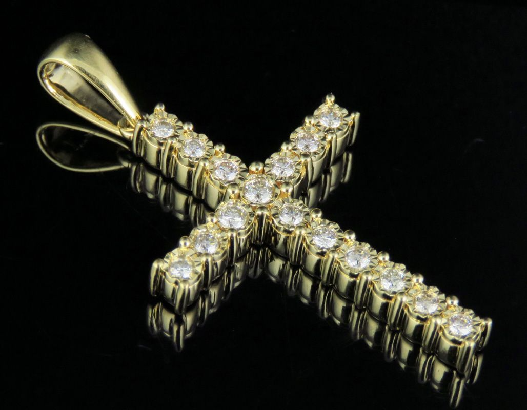 10K Lab Grown Diamond One Row Fanook Cross Pendant