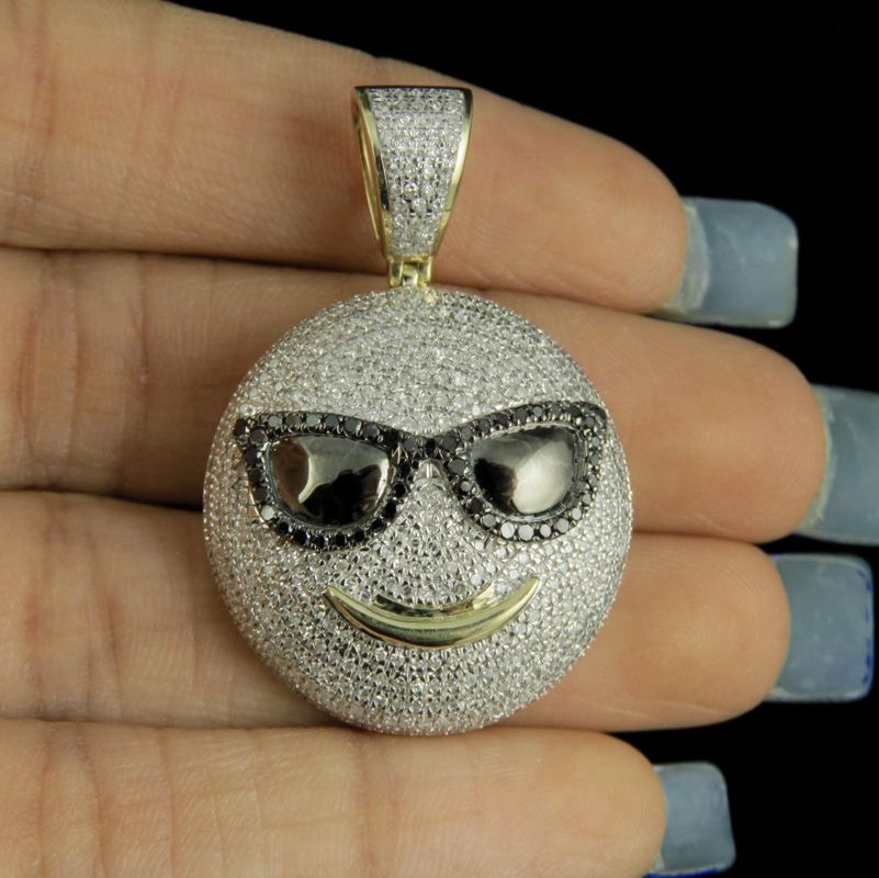 Lab Grown Diamond 10K Gold Sunglasses Emoji Pendant