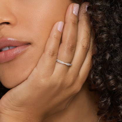 0.26CTW Lab Grown Diamond Twisted Simple Wedding Band
