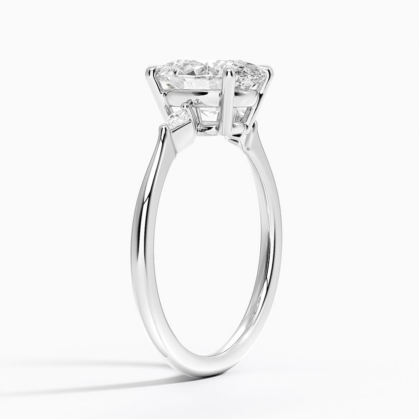 2 CT Lab Grown Diamond 18KT Gold Engagement Ring