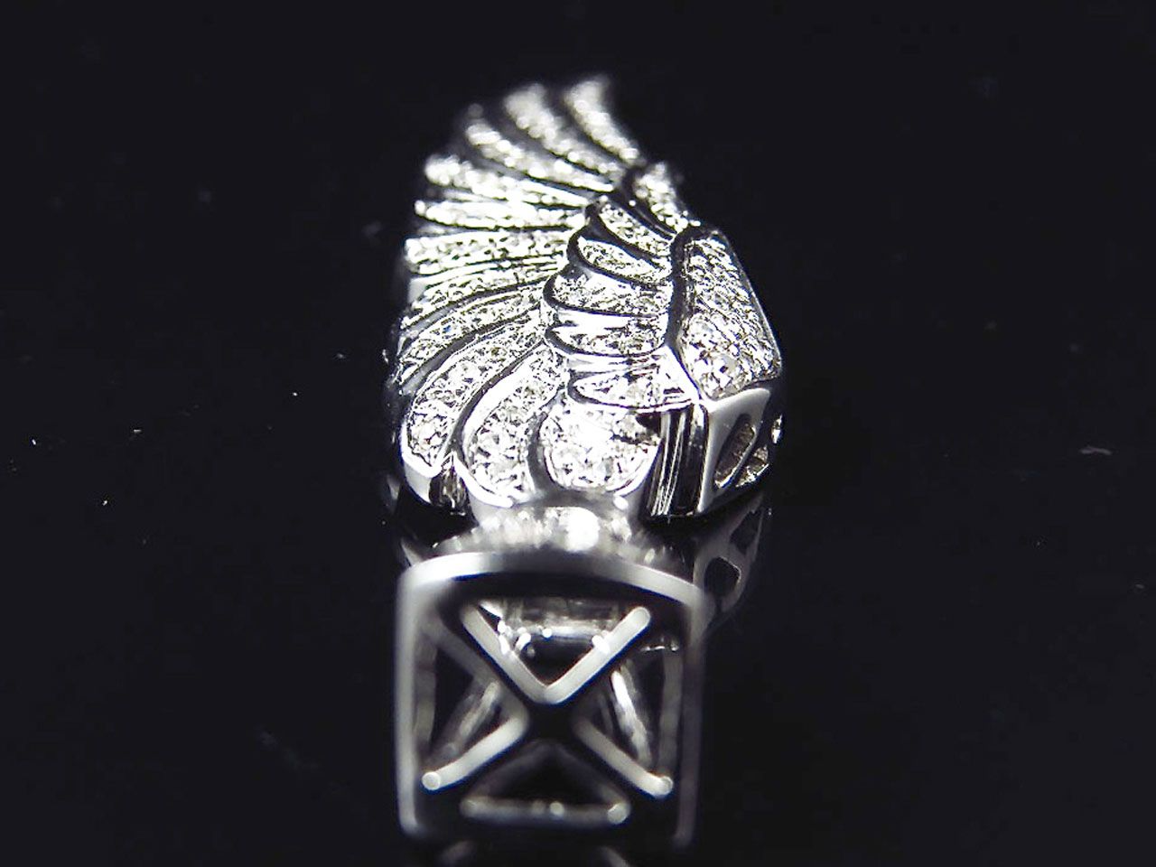 1.25" 10K White Gold Lab Grown Diamond Mini Angel Wing Pendant