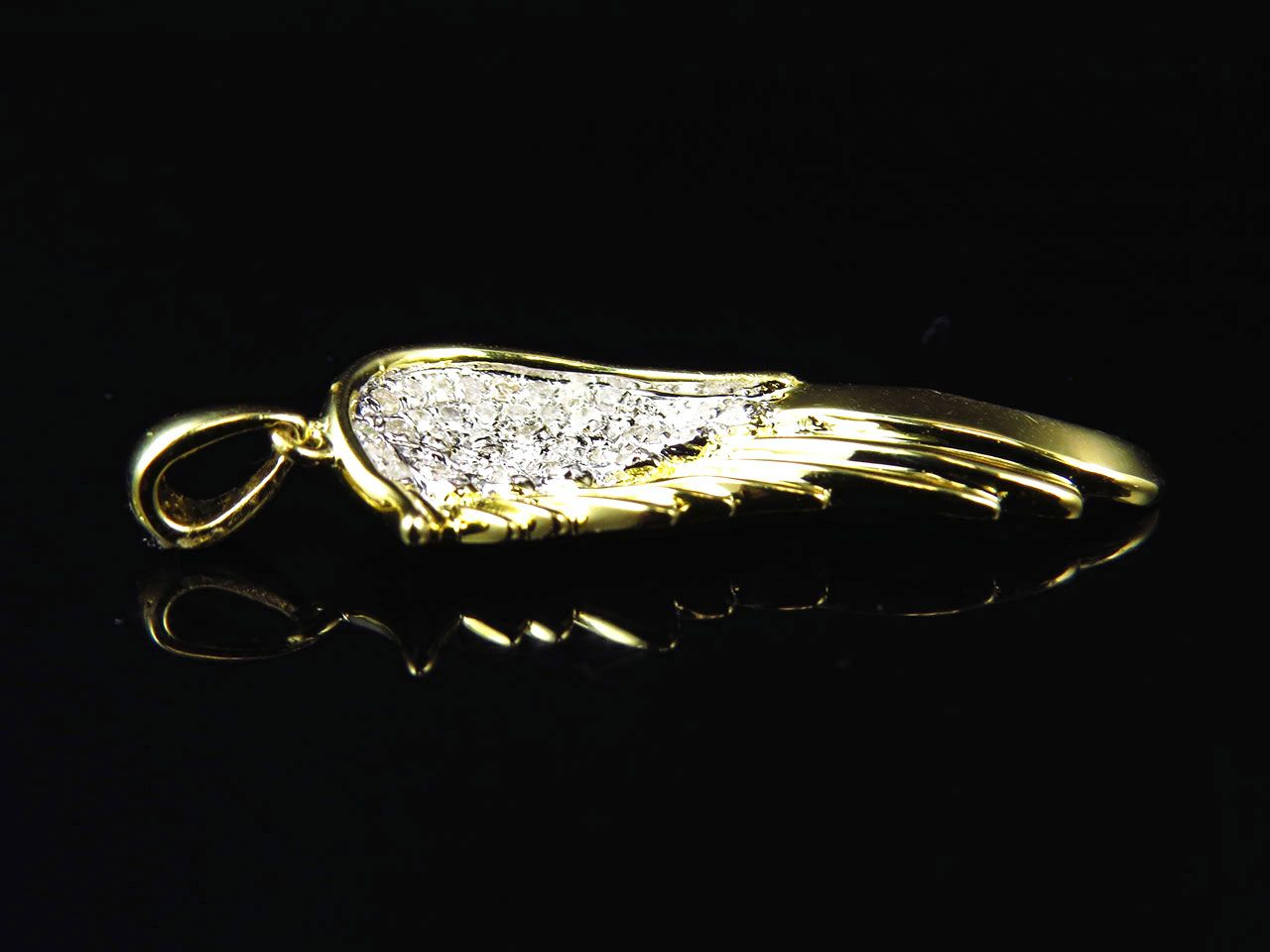 1.25" 10K Yellow Gold Lab Grown Diamond Single Angel wing pendant