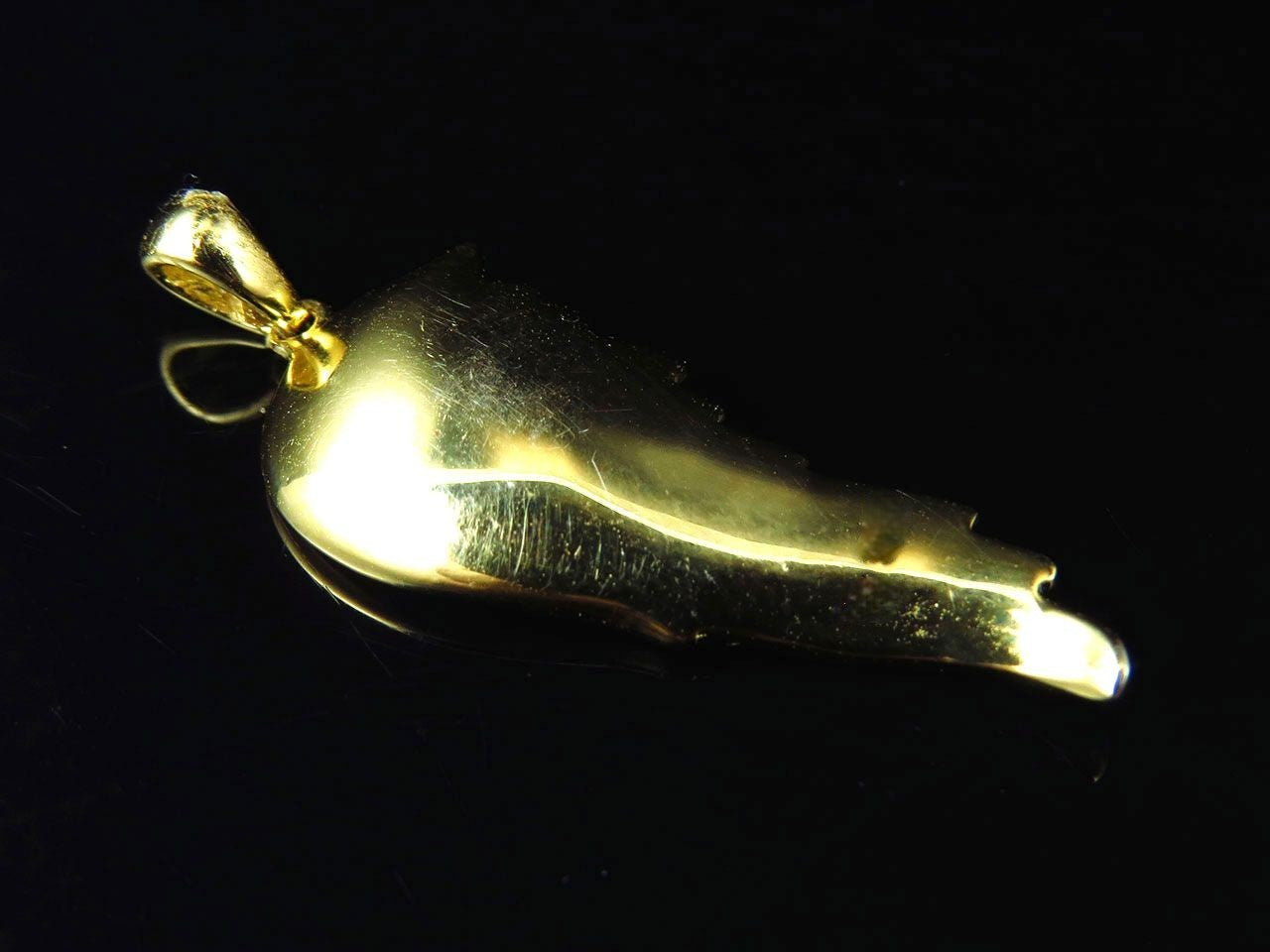 1.25" 10K Yellow Gold Lab Grown Diamond Single Angel wing pendant