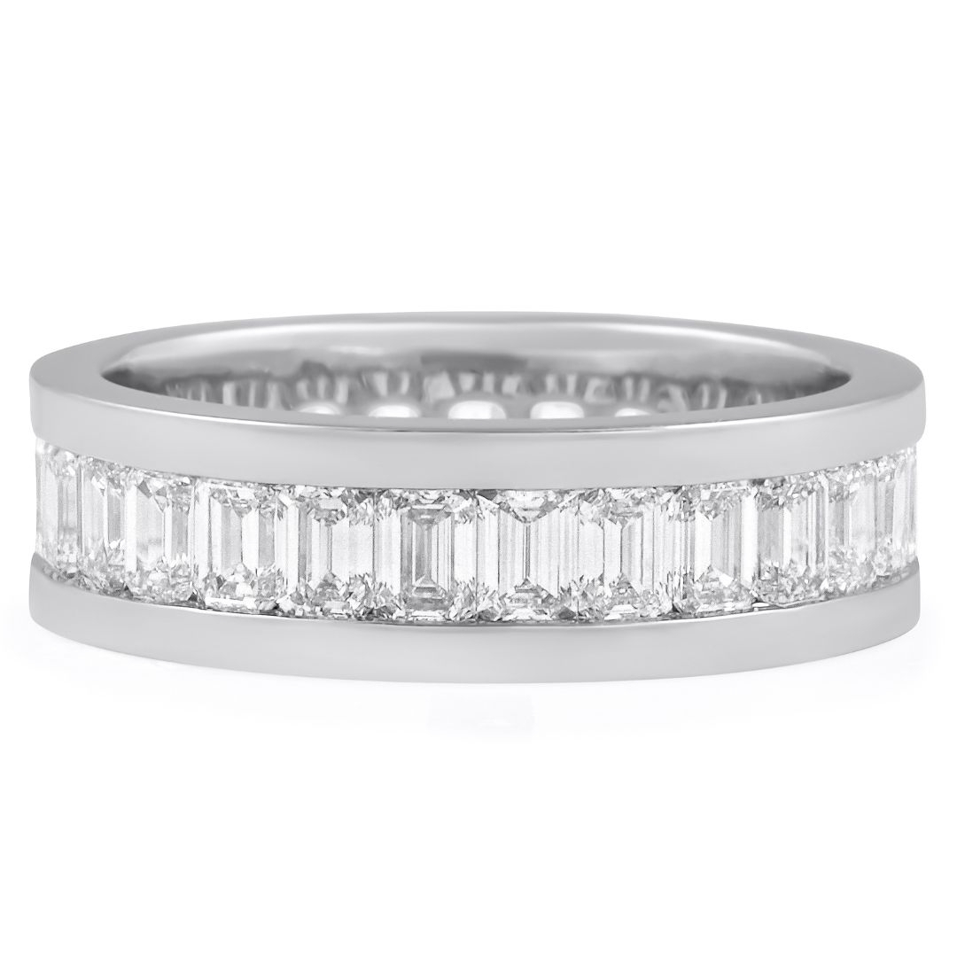 10k Rose Gold Lab Grown Diamond Emerald Wedding Band